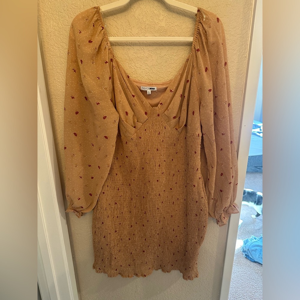 Mini Dress - Picture 5 of 8